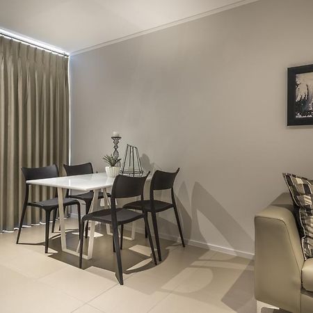 C.A.G - Upper East Side Apartment แซนด์ตัน ห้อง รูปภาพ