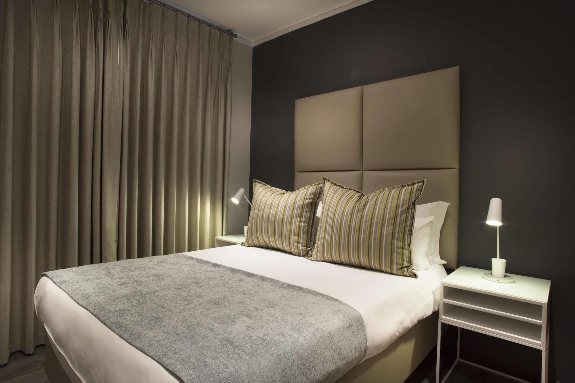 C.A.G - Upper East Side Apartment แซนด์ตัน ภายนอก รูปภาพ